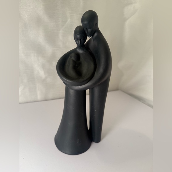 Royal Doulton Matte Black Basalt Figurine ~ Family H.N 2721 ~ 1977 - Picture 1 of 5